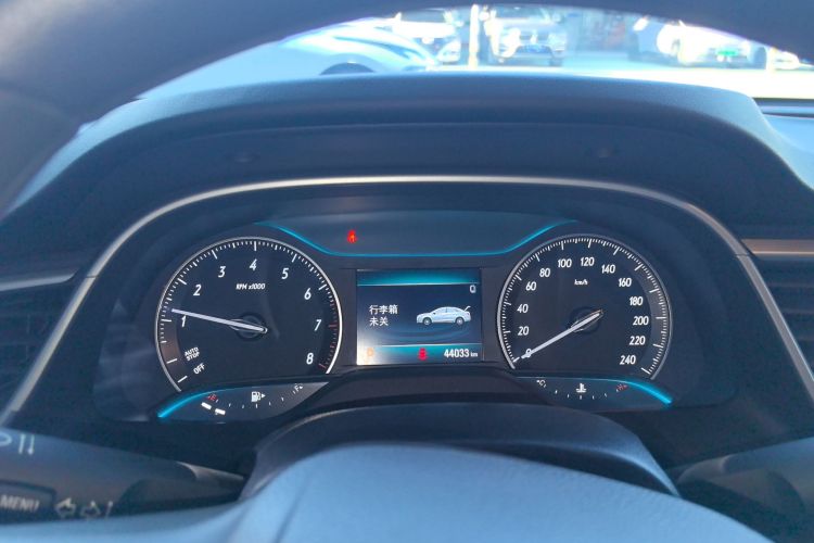 别克 英朗 2021款 改款 典范 1.5L 自动精英型中控内饰14