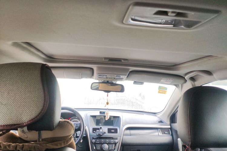 奔腾X80 2015款 2.0L 自动舒适型中控内饰22