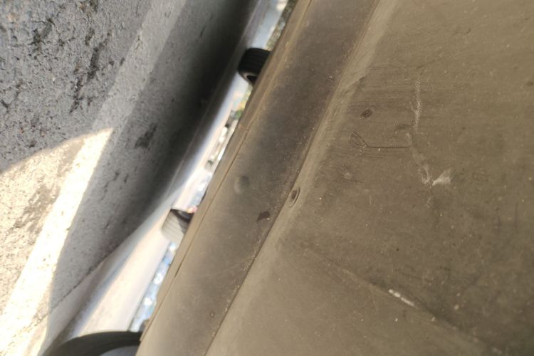 比亚迪 唐新能源 2021款 DM-i 112KM 尊荣型局部细节9008