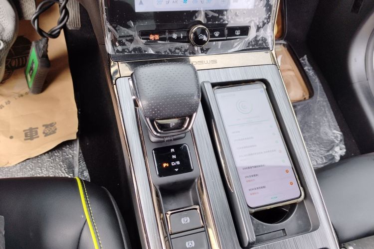 荣威RX5 2021款 PLUS 330TGI 自动国潮智臻版局部细节18