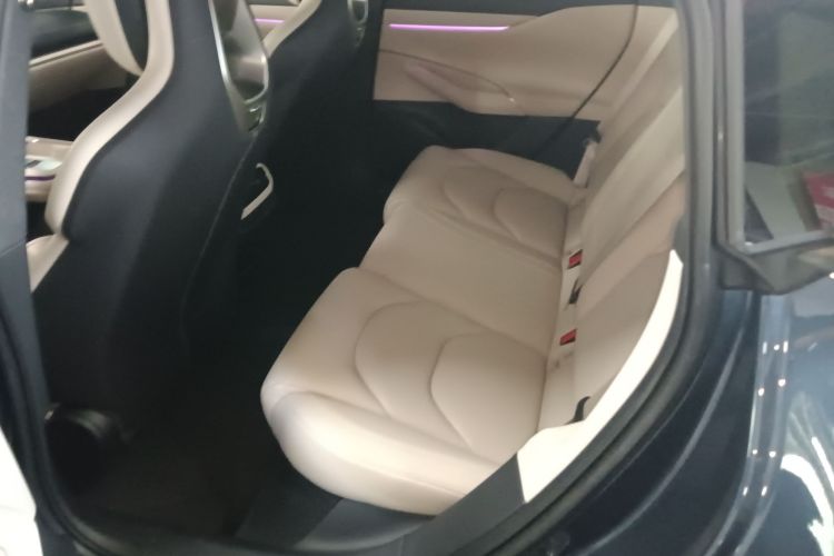 小米汽车 小米SU7 2024款 后驱长续航智驾版中控内饰7004