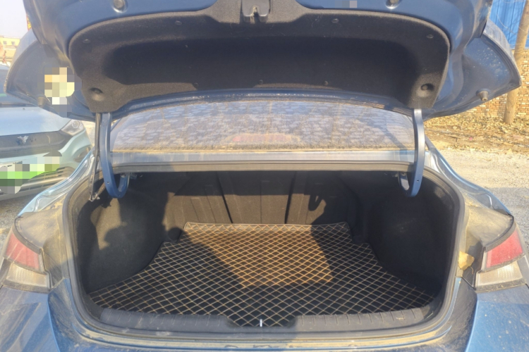 现代 伊兰特 2021款 1.5L CVT GLX精英版中控内饰23