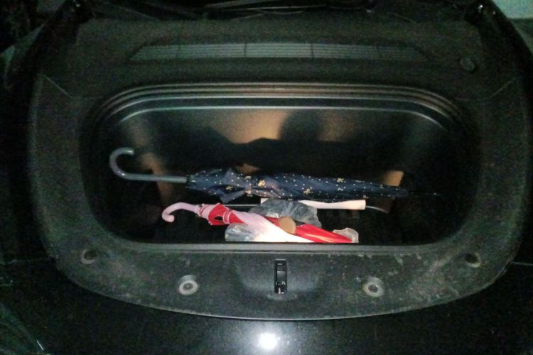 特斯拉 Model Y 2023款 后轮驱动版局部细节24