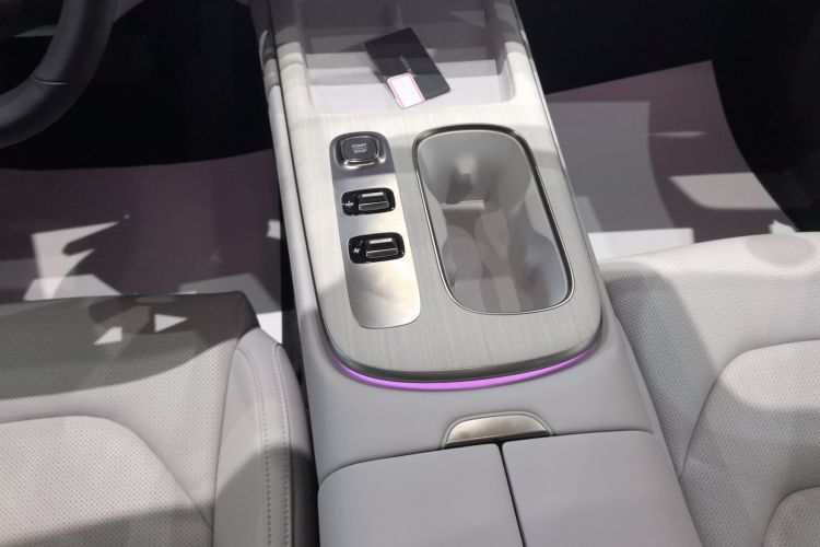 小米汽车 小米SU7 2024款 后驱长续航智驾版中控内饰18