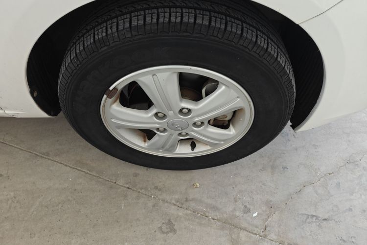 起亚 福瑞迪 2014款 1.6L MT GL车身外观6001