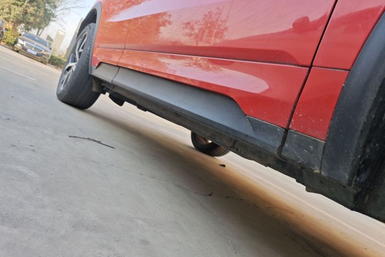 领克01 2017款 2.0T 四驱劲Pro版局部细节9001