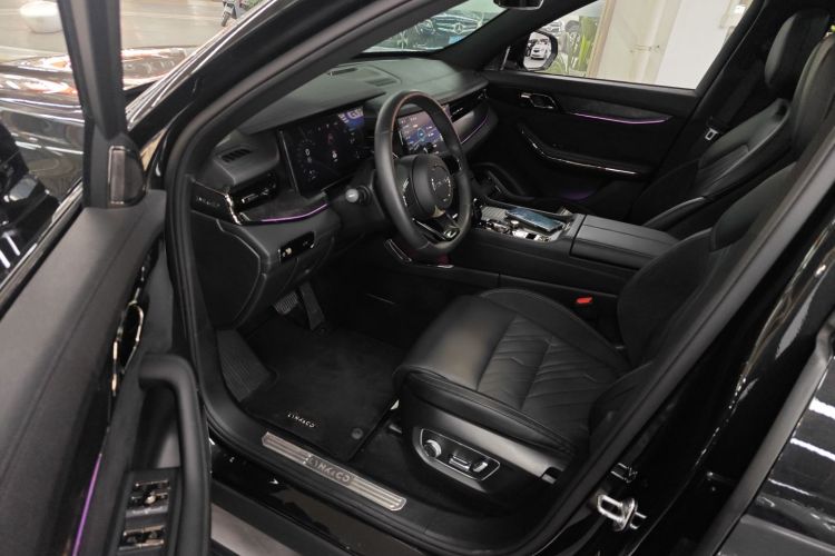 领克09 2021款 2.0T Halo 六座中控内饰7003