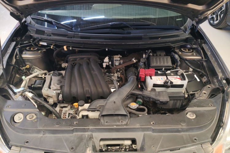 日产 轩逸 2016款 经典 1.6XE 手动领先版机舱底盘24