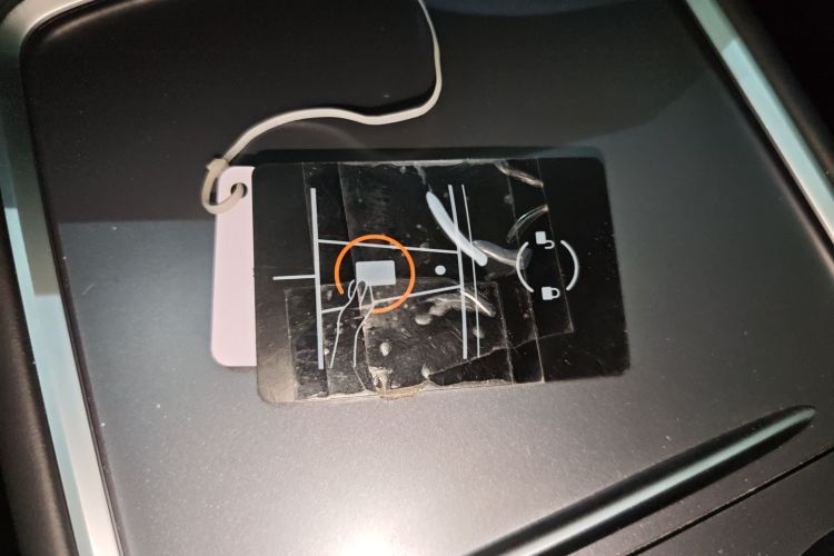 特斯拉 Model Y 2021款 标准续航后驱版中控内饰11