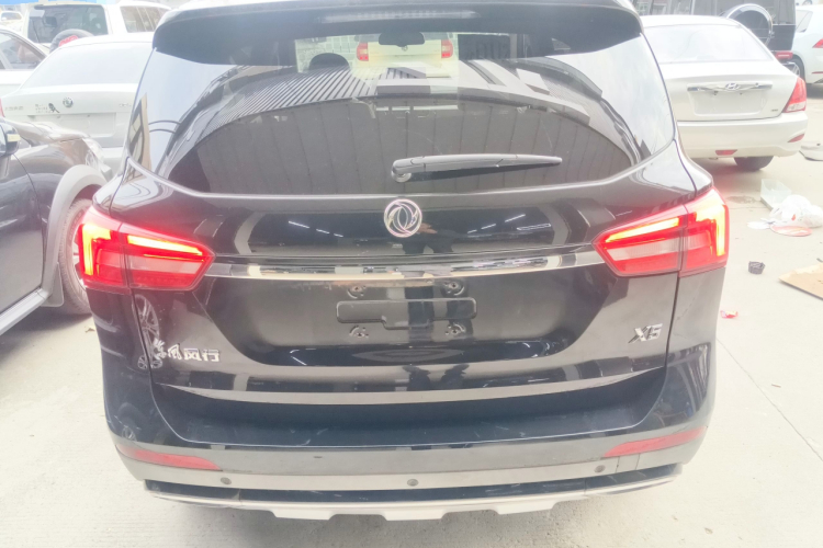 东风风行 景逸X5 2017款 劲享系列 1.5T CVT智联型车身外观6004