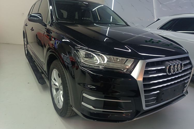 奥迪Q7 2019款 55 TFSI 技术型车身外观6002