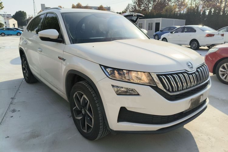 斯柯达 柯迪亚克GT 2019款 TSI330 两驱舒适版 国VI车身外观3