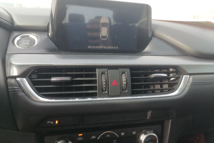 马自达 阿特兹 2017款 2.0L 蓝天时尚版中控内饰16