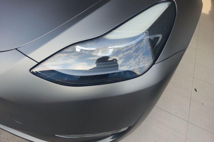 特斯拉 Model Y 2022款 长续航全轮驱动版局部细节36