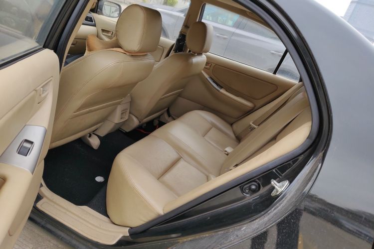 丰田 花冠 2013款 1.6L 自动豪华版中控内饰21