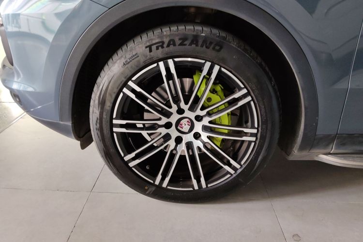保时捷 Cayenne新能源 2019款 Cayenne E-Hybrid 2.0T车身外观6007