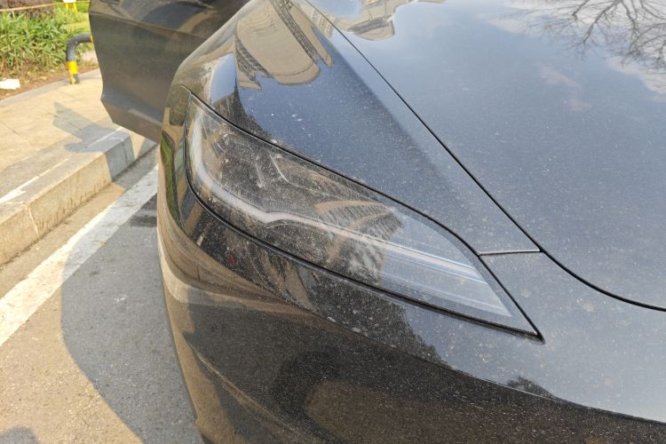 特斯拉 Model 3 2025款 改款 长续航后轮驱动版车身外观8