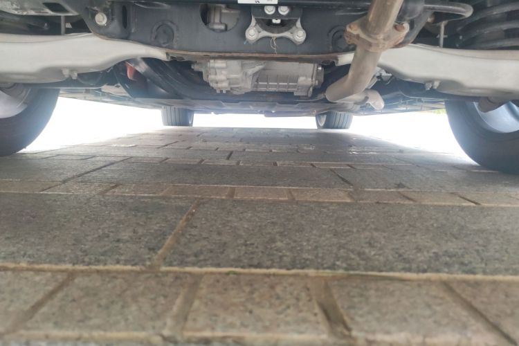 理想汽车 理想ONE 2020款 增程6座版局部细节9009