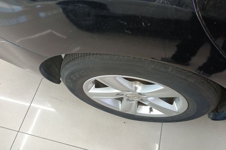 丰田 锐志 2013款 2.5V 菁锐版车身外观6008