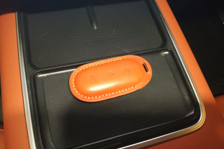 理想汽车 理想L9 2022款 Max中控内饰7001