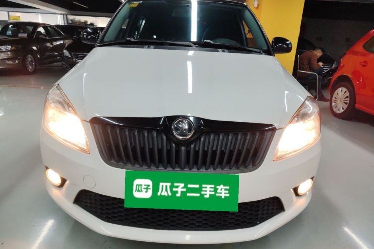 斯柯达 晶锐 2014款 1.6L 自动Sport版车身外观6001