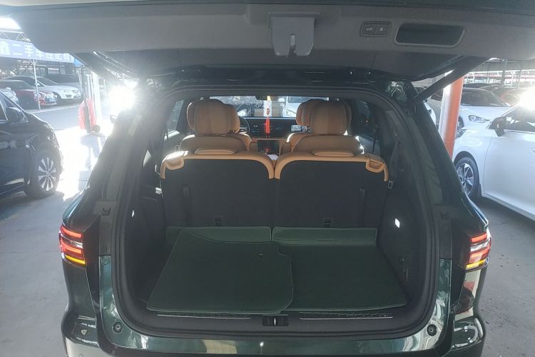 理想汽车 理想ONE 2021款 增程6座版机舱底盘23