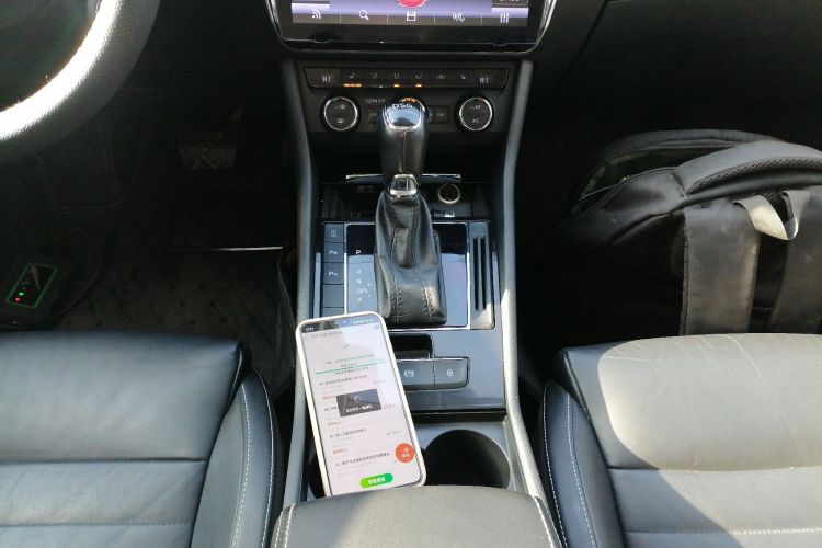 斯柯达 速派 2016款 TSI330 DSG智行版局部细节18