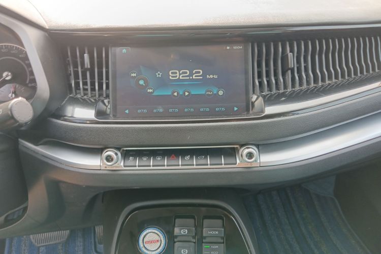 哈弗H2s 2017款 红标 1.5T 双离合精英型中控内饰16