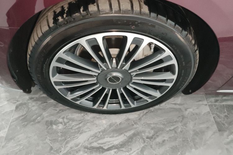 鸿蒙智行 享界S9 2024款 纯电 Ultra 四驱旗舰版车身外观6007