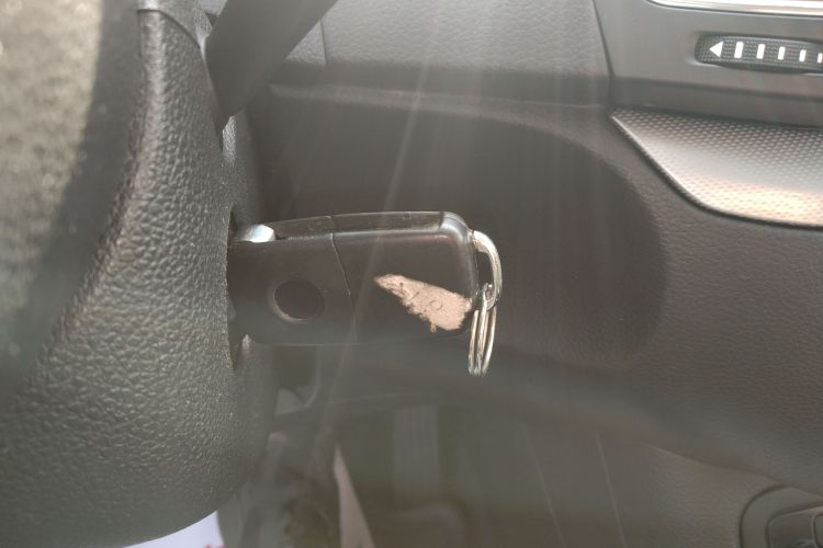 大众 夏朗 2013款 2.0TSI 标配型中控内饰7001