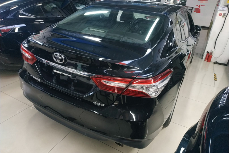 丰田 凯美瑞 2019款 2.0G 豪华版 国VI车身外观6005