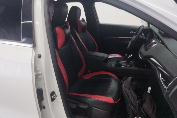 凯迪拉克XT4 2021款 28T 两驱技术型局部细节41