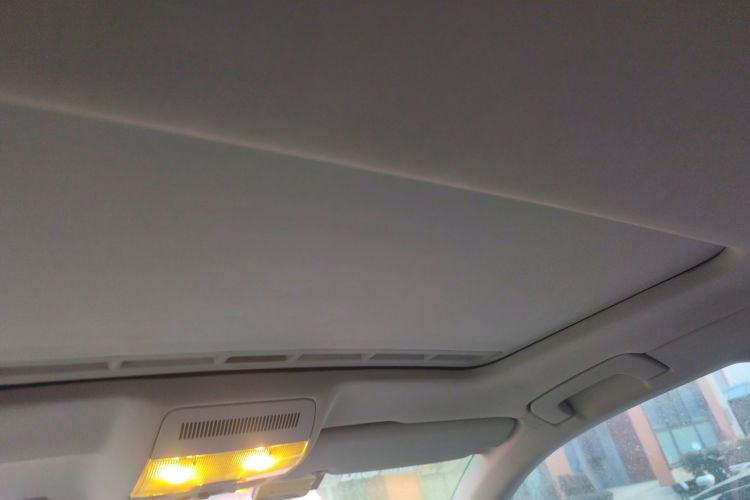 奥迪A4 2008款 2.0T 个性风格版中控内饰22