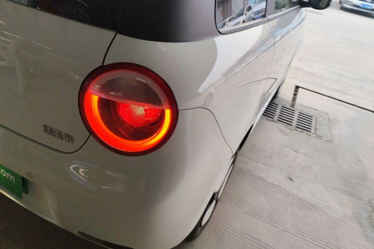 长安启源 长安Lumin 2022款 155km 清甜款车身外观9