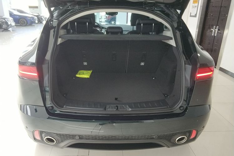 捷豹E-PACE 2024款 耀黑运动版 R-DYNAMIC SE BLACK局部细节23