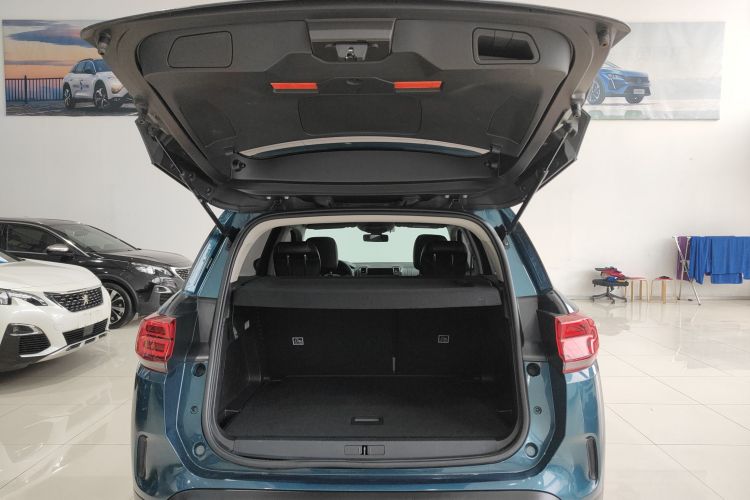 雪铁龙 天逸 C5 AIRCROSS 2021款 360THP 乐享型机舱底盘23