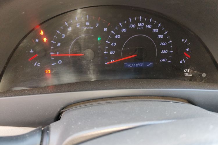 丰田 凯美瑞 2013款 200E 经典精英版中控内饰15