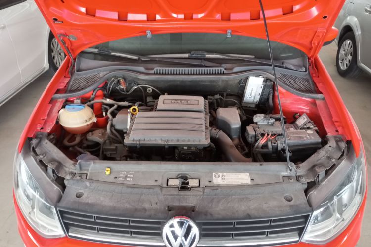 大众 Polo 2018款 1.5L 自动安享型机舱底盘24