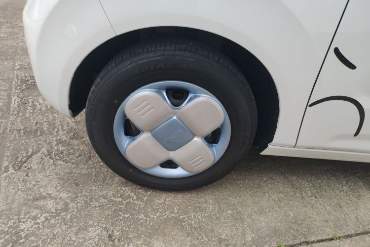 吉利银河 2023款 熊猫mini 120km 超萌熊车身外观6007