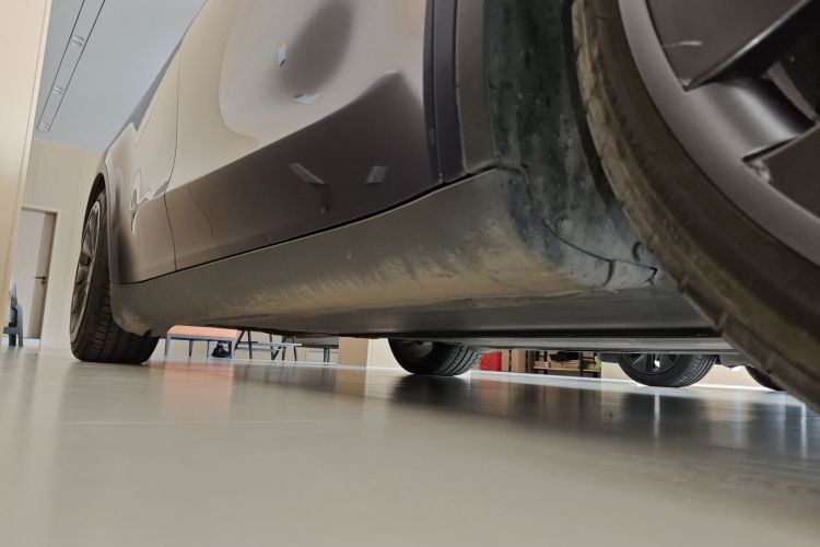 特斯拉 Model Y 2022款 Performance高性能全轮驱动版机舱底盘29