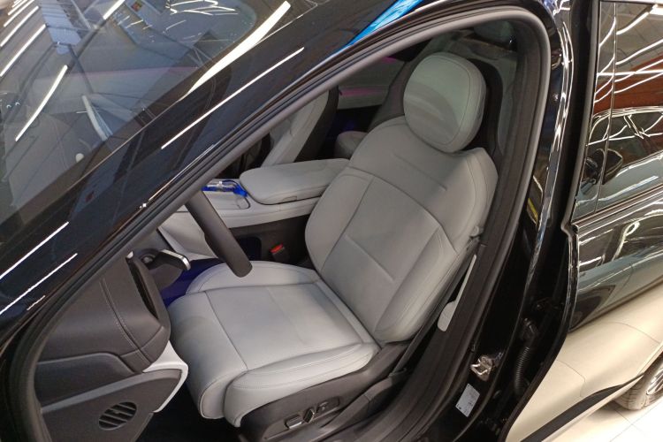 蔚来ES6 2023款 75kWh中控内饰19