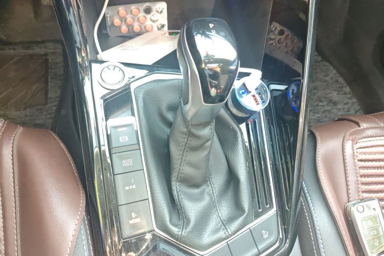 大众 探岳GTE插电混动 2020款 1.4T 豪华型中控内饰18