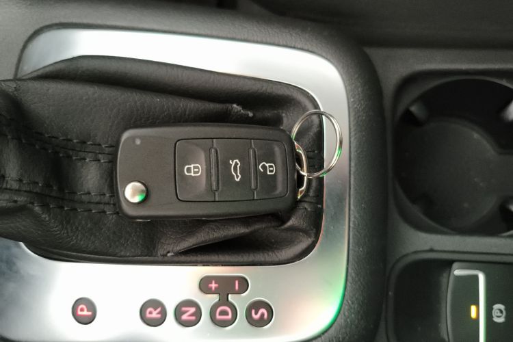 大众 途观 2015款 1.8TSI 自动两驱豪华型中控内饰11