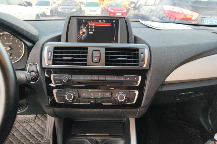 宝马2系(进口) 2015款 218i局部细节16