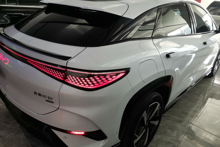 比亚迪 海狮07 EV 2025款 610智驾版车身外观7