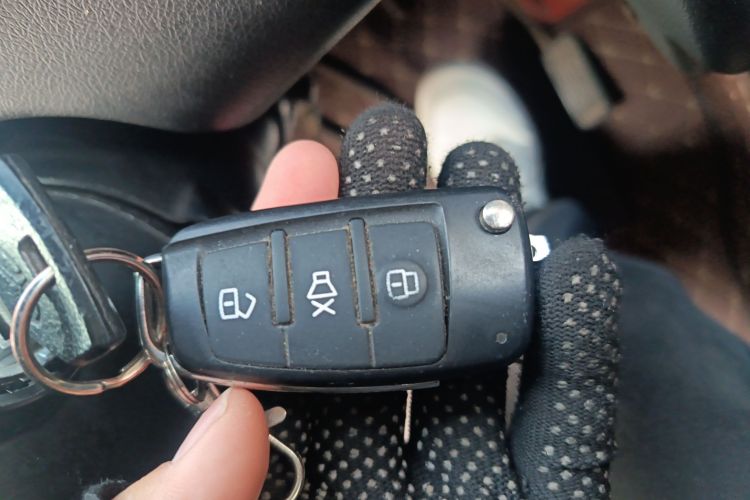 BAW北汽制造 212经典 2016款 2.0L 方门 四驱豪华型 国V中控内饰11