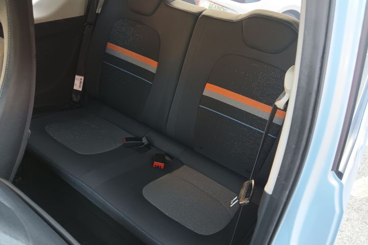 五菱汽车 宏光MINIEV 2020款 自在款 磷酸铁锂中控内饰7004