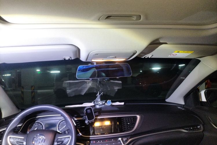 别克 英朗 2021款 改款 典范 1.5L 自动精英型中控内饰22