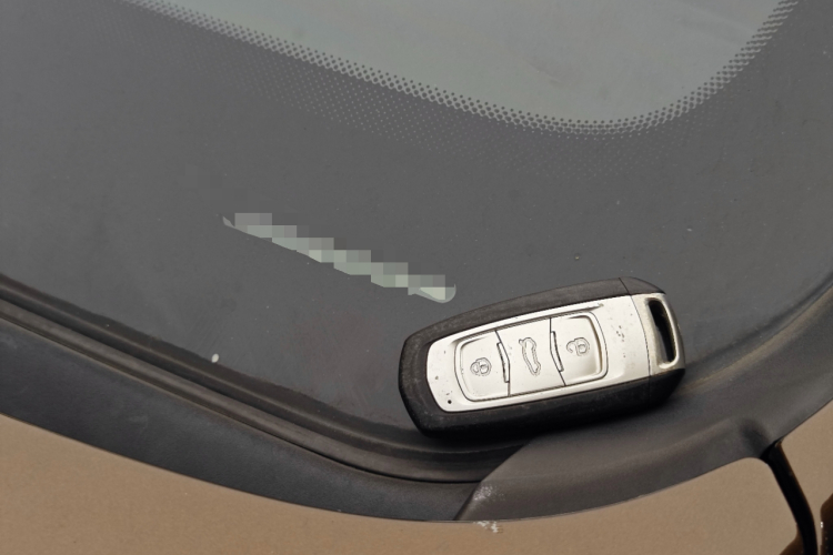 吉利汽车 博越 2016款 1.8TD 自动智尊型中控内饰7001