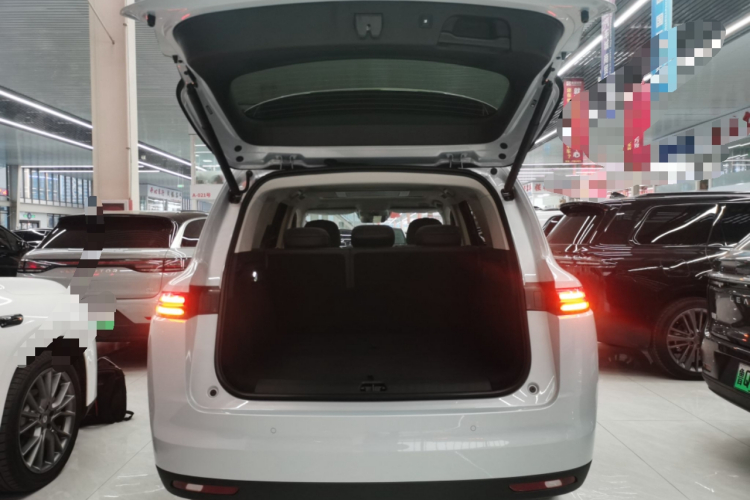 零跑汽车 零跑C16 2026款 纯电 630激光雷达智尊版 5座局部细节23